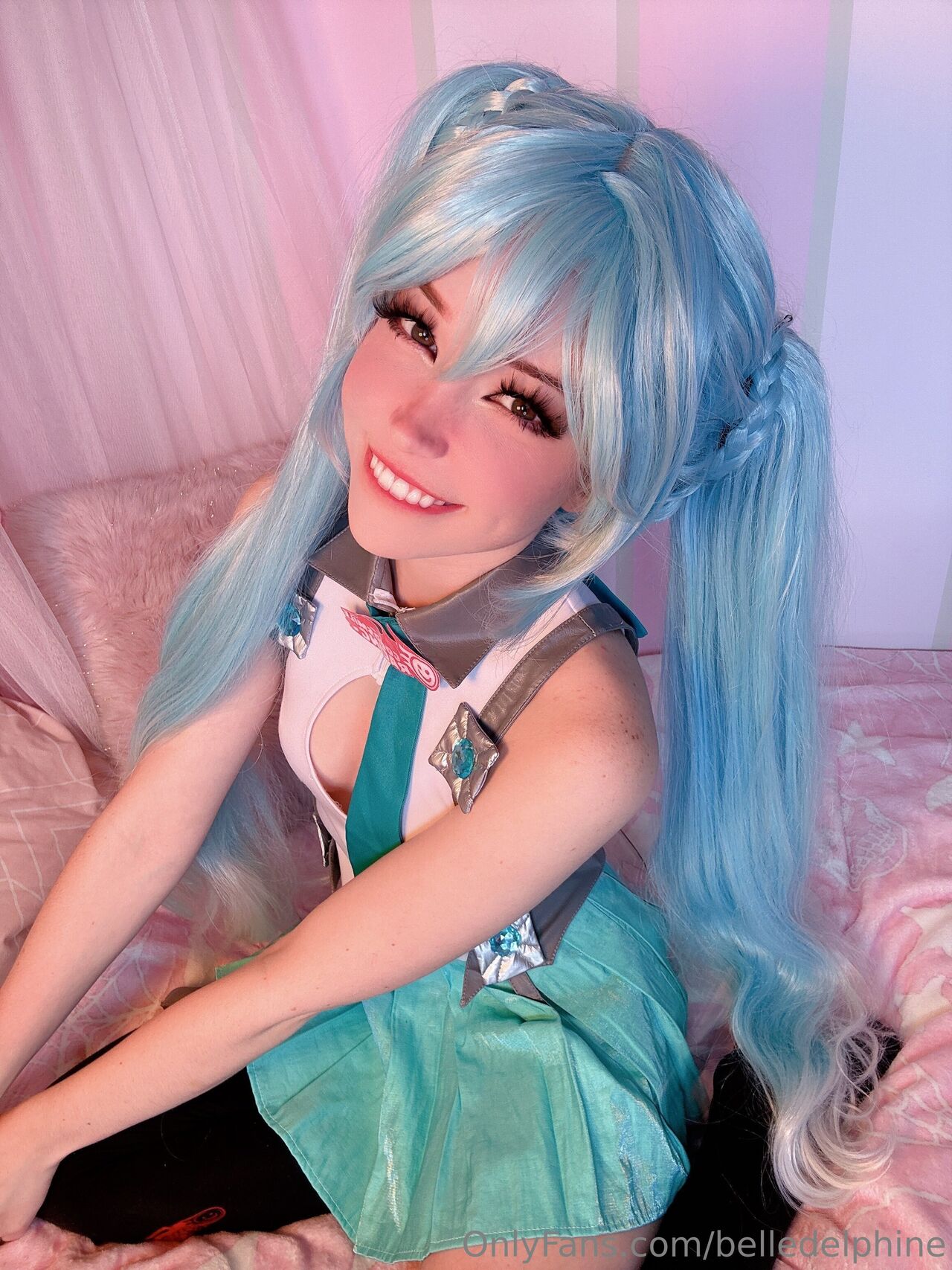 Belle Delphine —————– Hatsune Miku