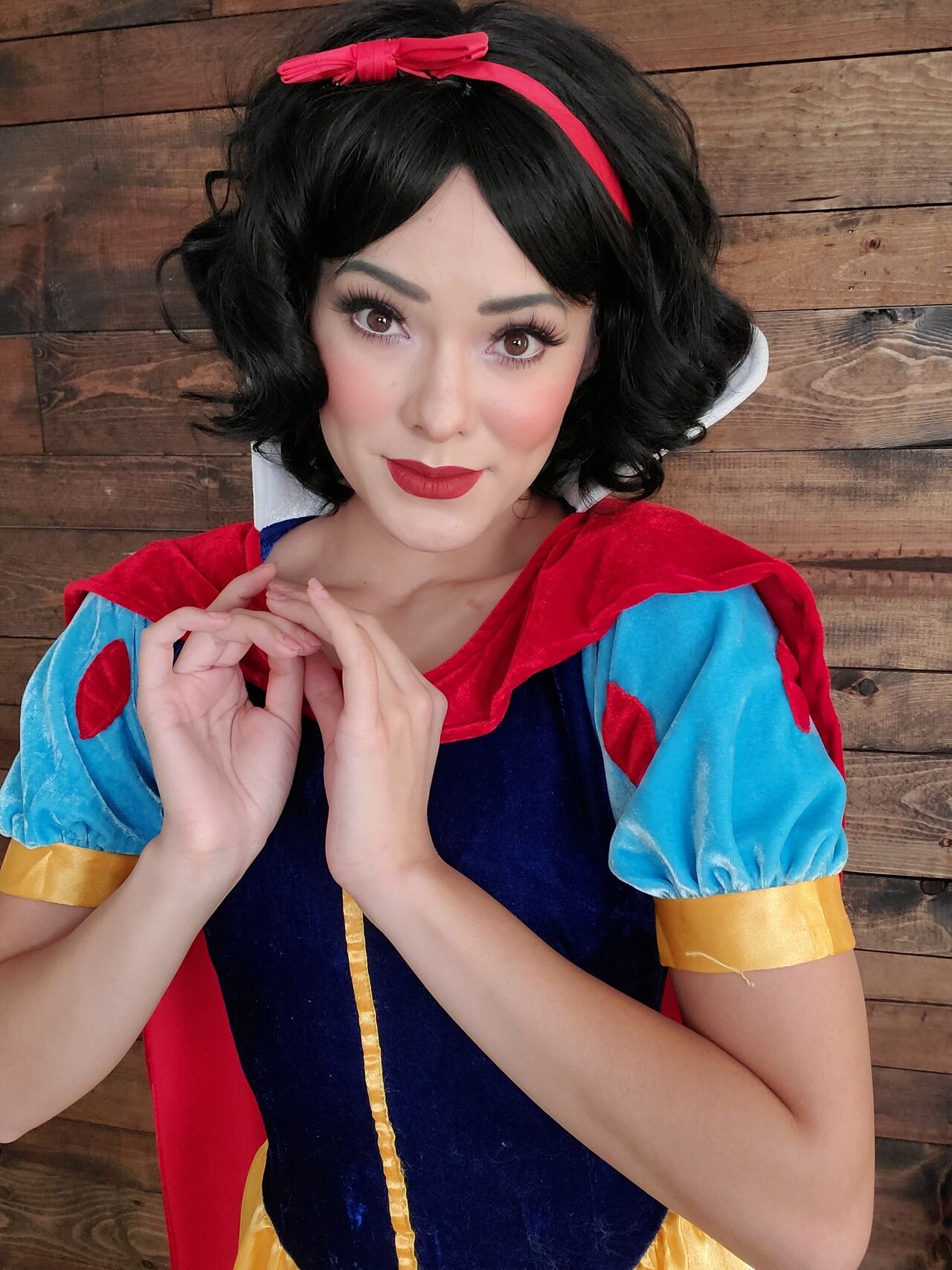 Joanie Brosas – Snow White