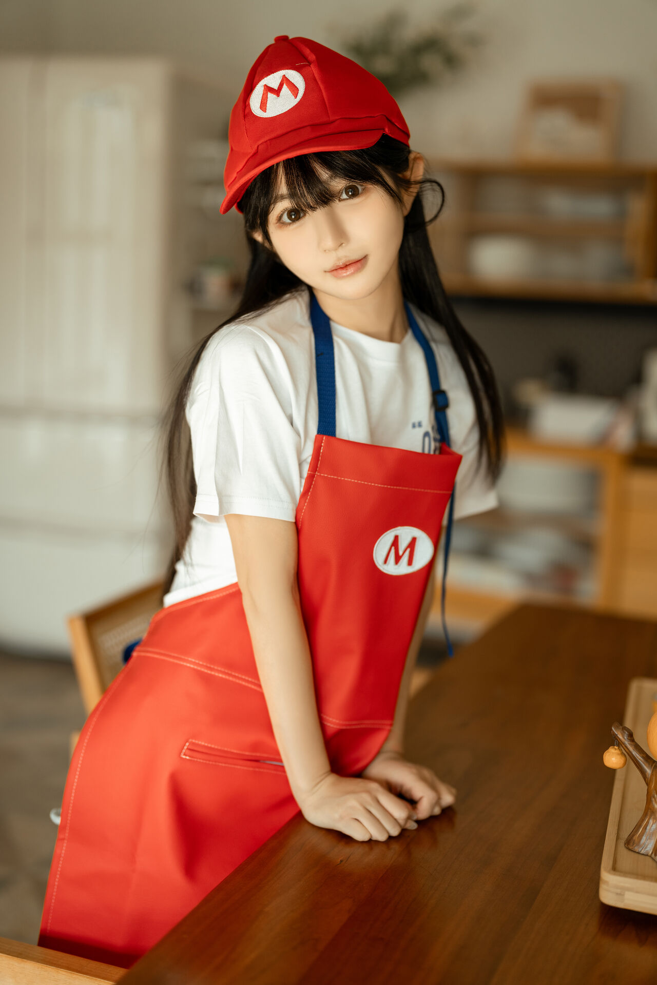 桜井寧寧 – 馬里奧圍裙